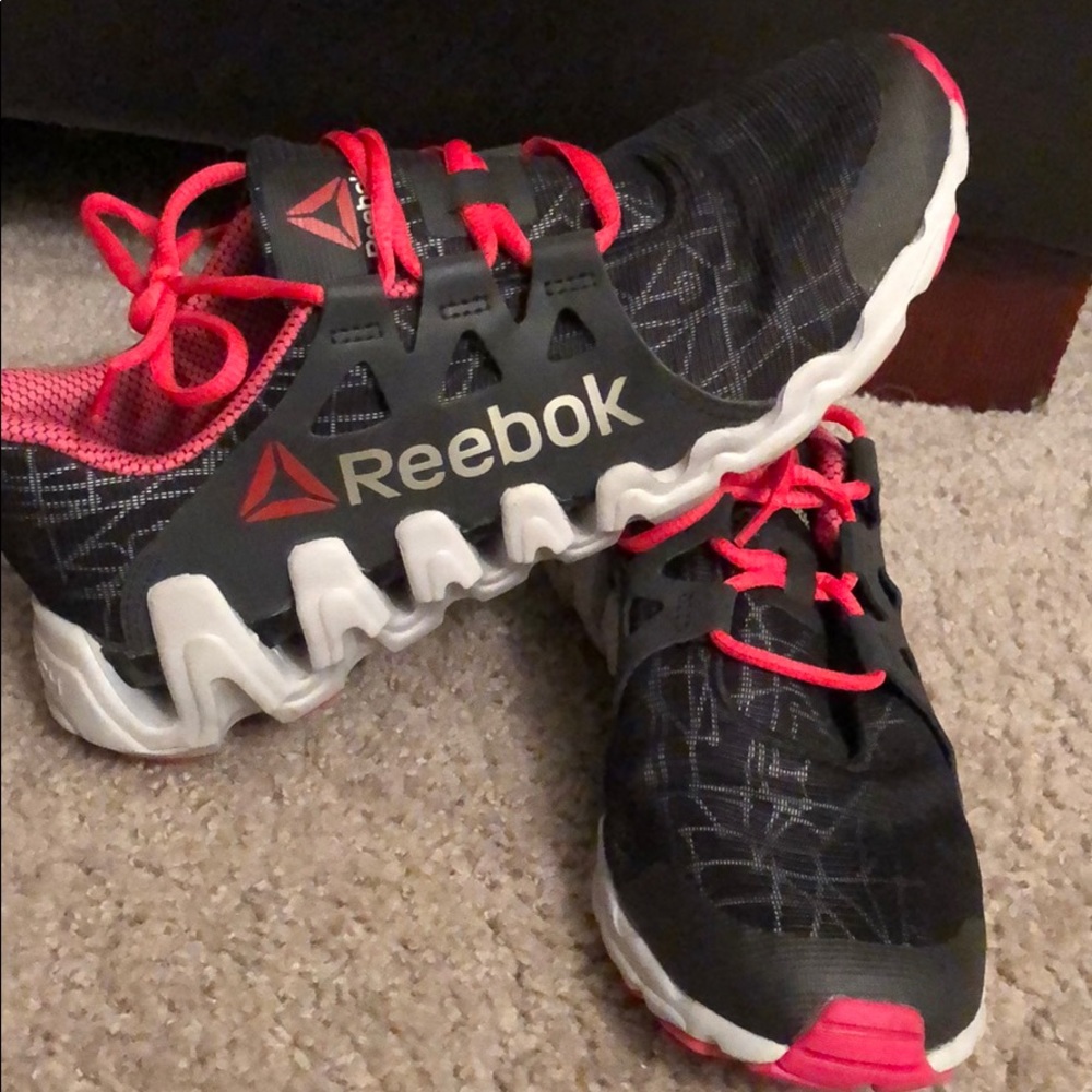 Women’s Reebok Zigtech shoes